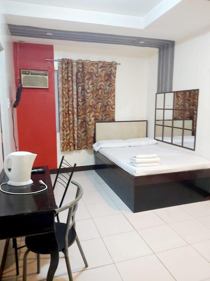 מנילה Cosmo Hotel Espana Near Ust מראה חיצוני תמונה
