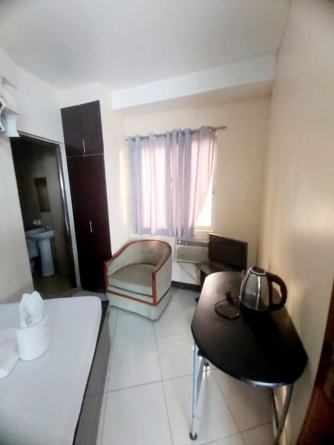 מנילה Cosmo Hotel Espana Near Ust מראה חיצוני תמונה