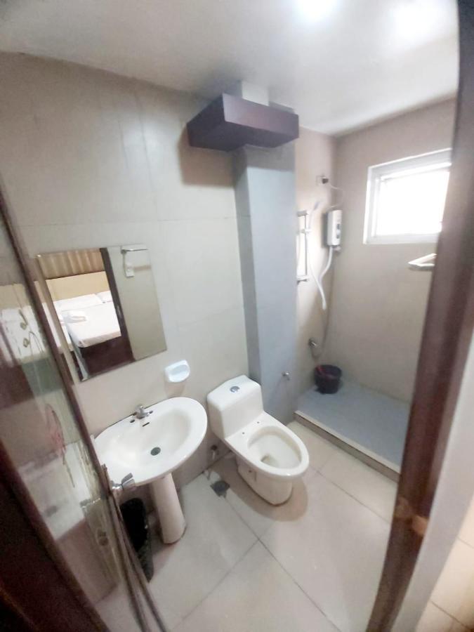 מנילה Cosmo Hotel Espana Near Ust מראה חיצוני תמונה